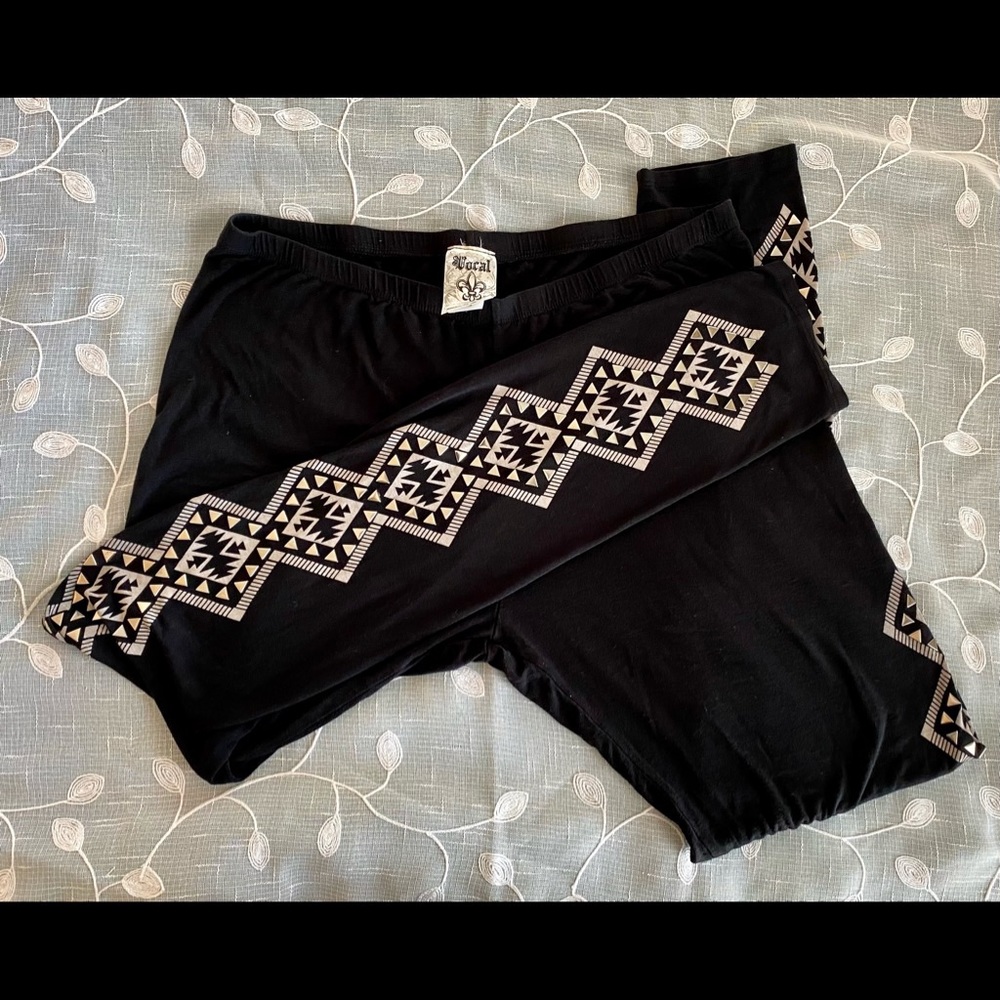 Local Tribal leggings size 2xl